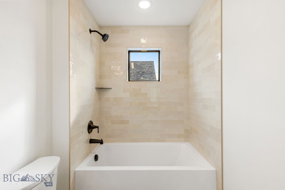 189 Delano Drive Property Photo 46