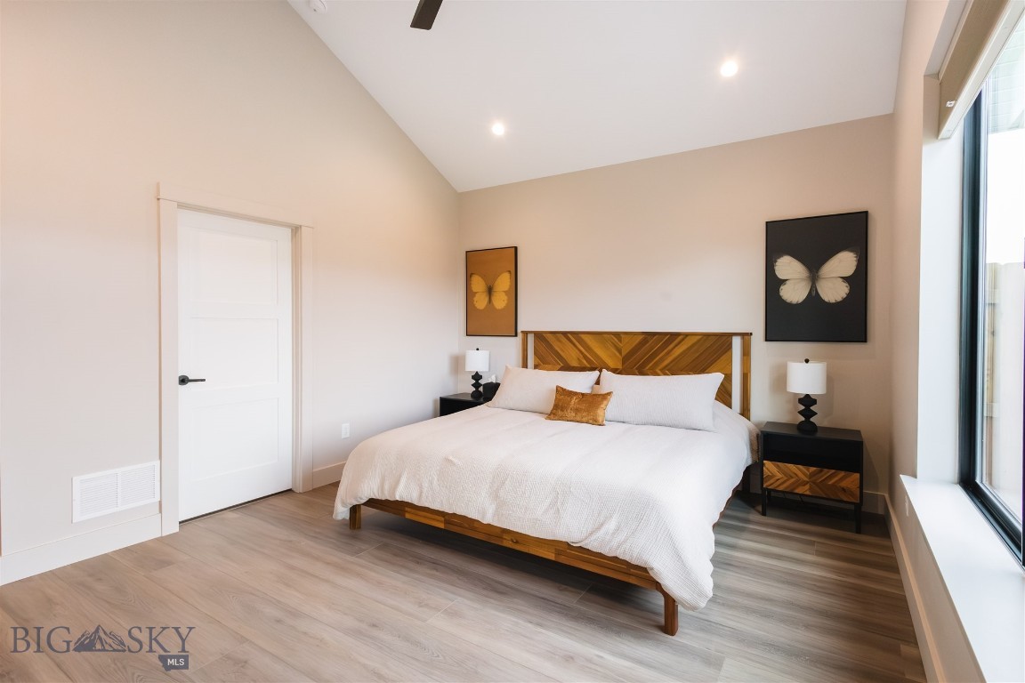 2219 Oriole Drive Property Photo 8