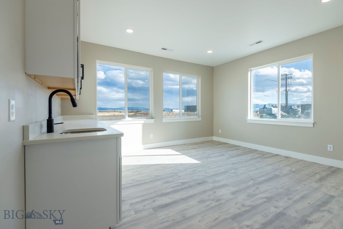 7535 Roughsawn Drive Property Photo 19