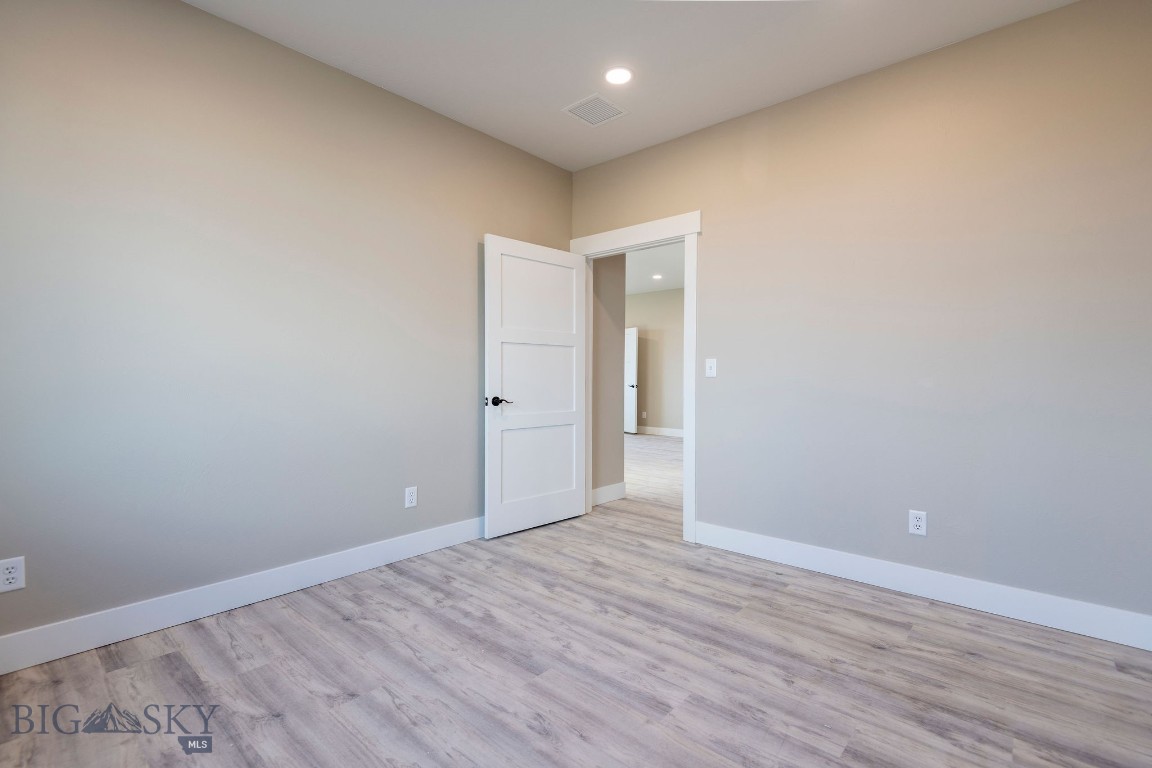 7535 Roughsawn Drive Property Photo 22