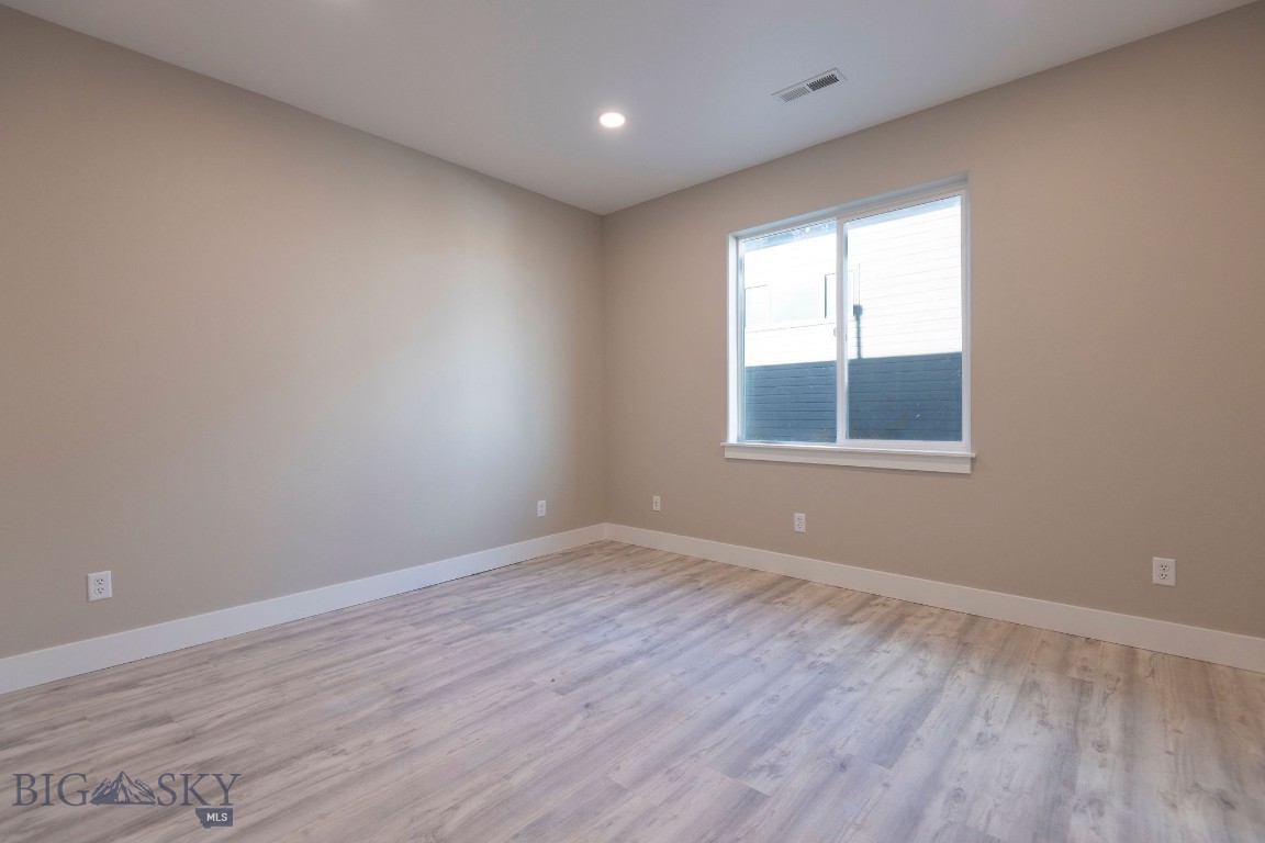 7535 Roughsawn Drive Property Photo 24