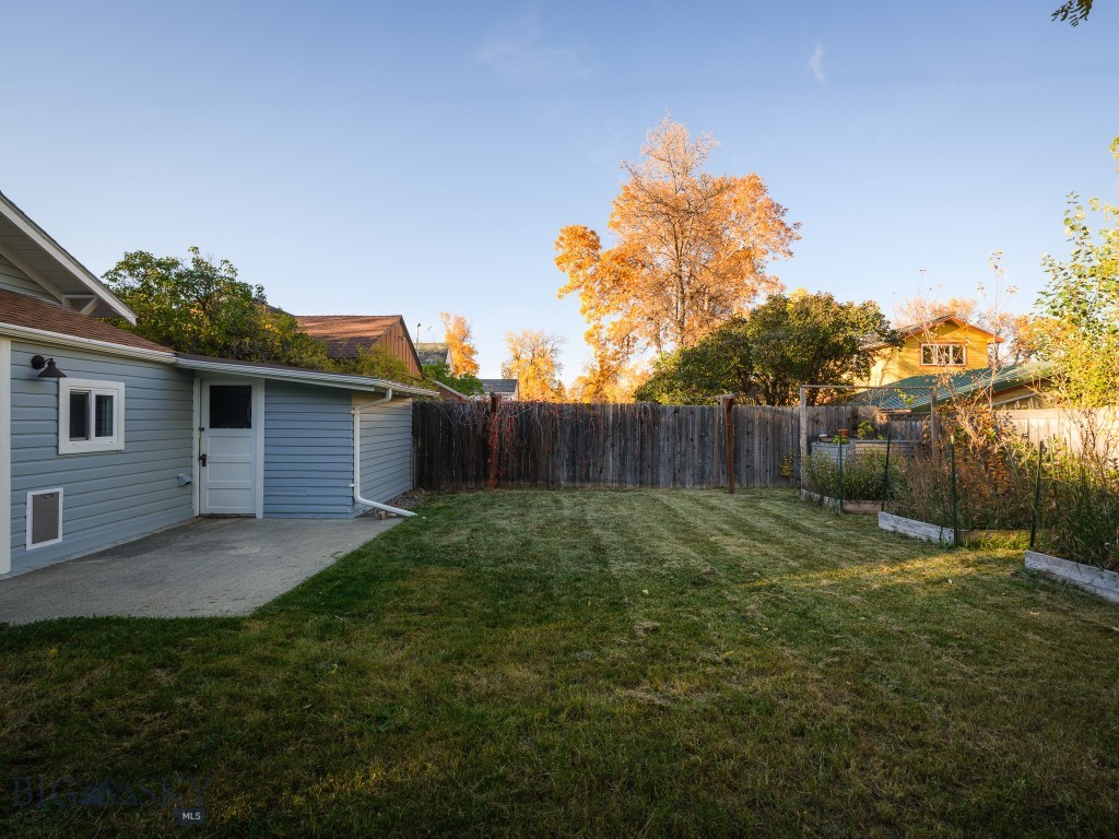 212 S 10th Avenue Property Photo 19