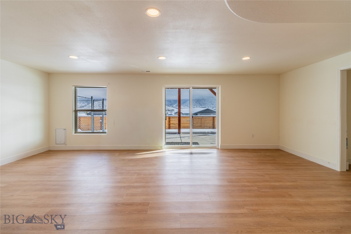 4118 Western Boulevard Property Photo 21