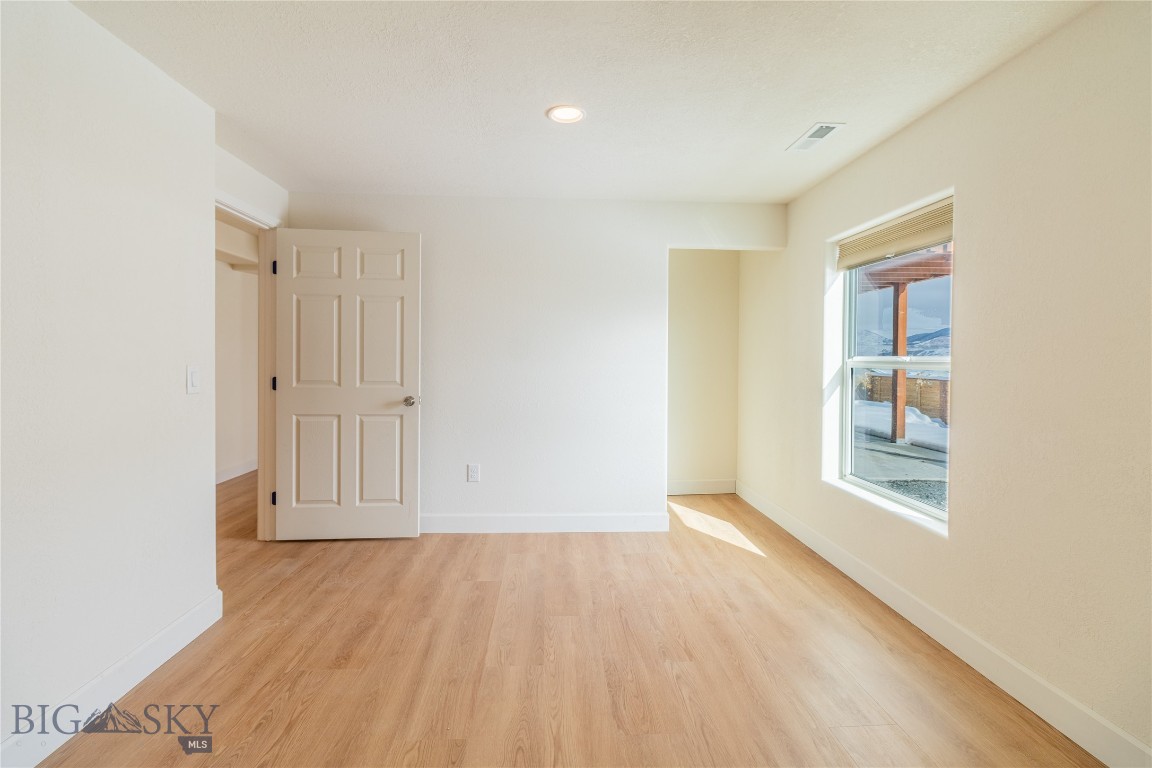 4118 Western Boulevard Property Photo 23