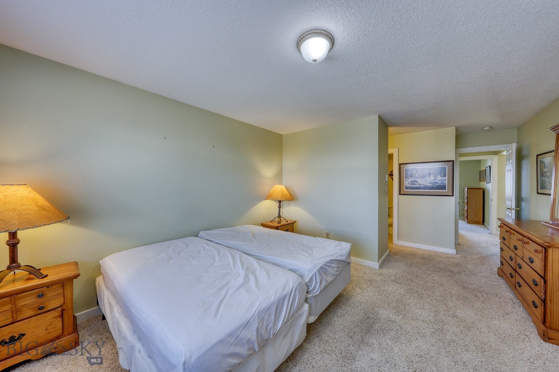 320 Candlelight Meadow Drive Property Photo 21