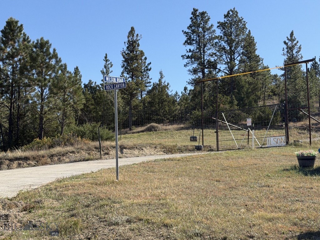 252 Rock Canyon Property Photo 2