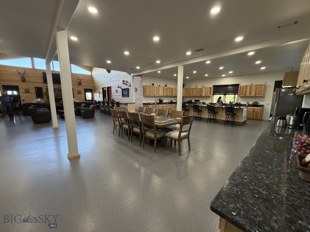 252 Rock Canyon Property Photo 7