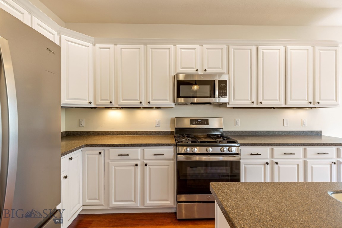 1157 Springbrook Avenue Property Photo 23