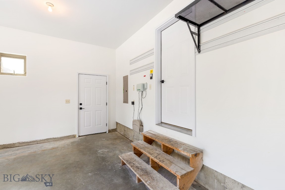 1157 Springbrook Avenue Property Photo 74