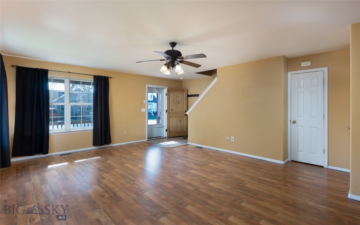 821 N River Rock Property Photo 5