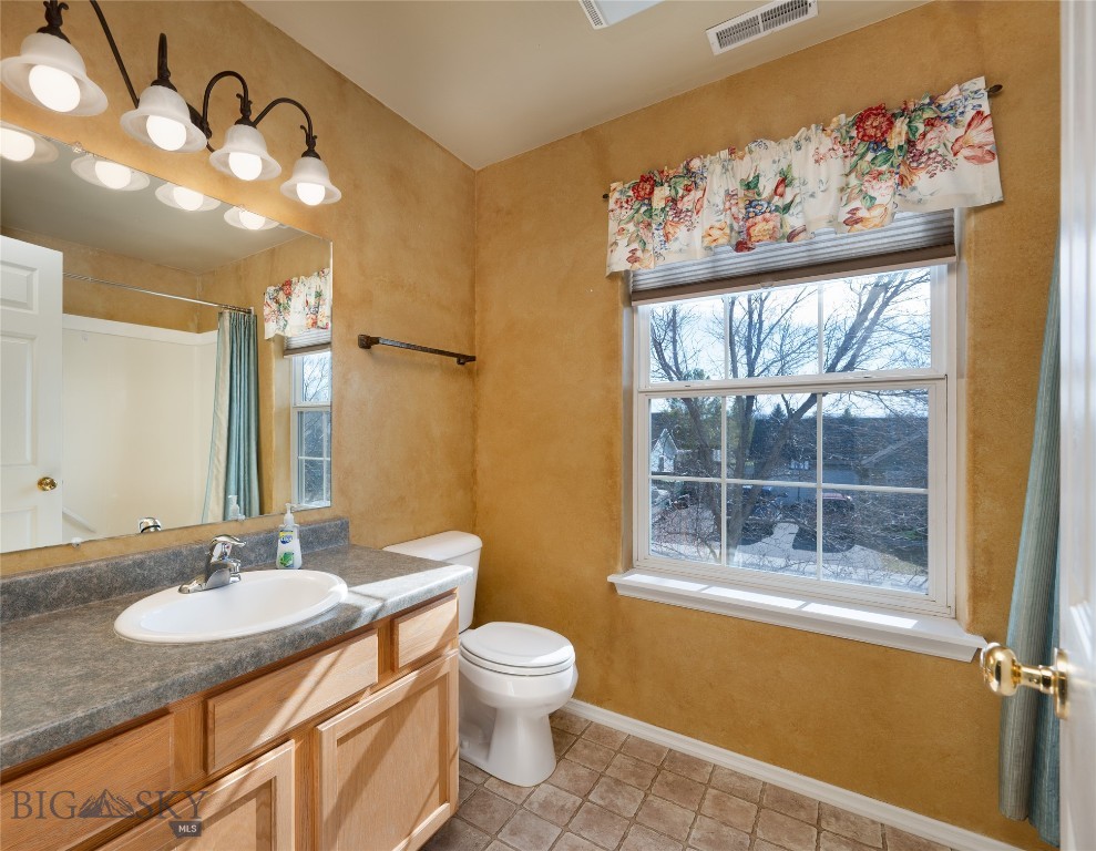 821 N River Rock Property Photo 16