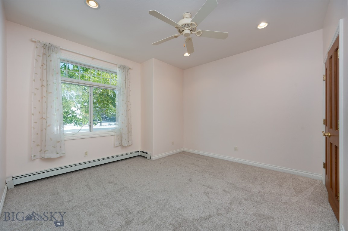 108 Rocking Bear Circle Property Photo 17