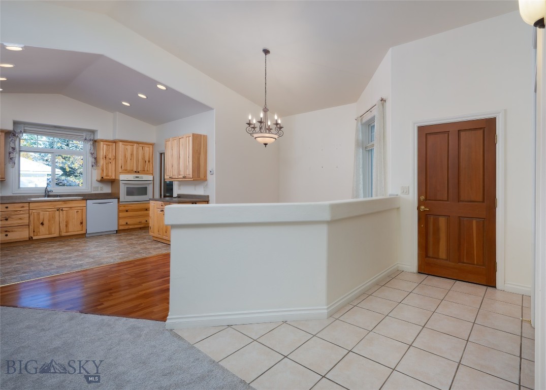 108 Rocking Bear Circle Property Photo 24