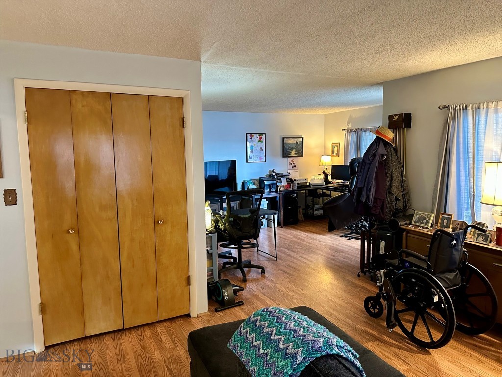 841 Placer Street Property Photo 8