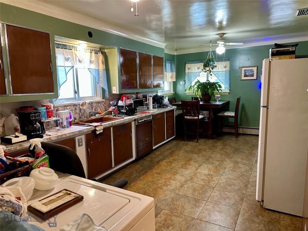 841 Placer Street Property Photo 10