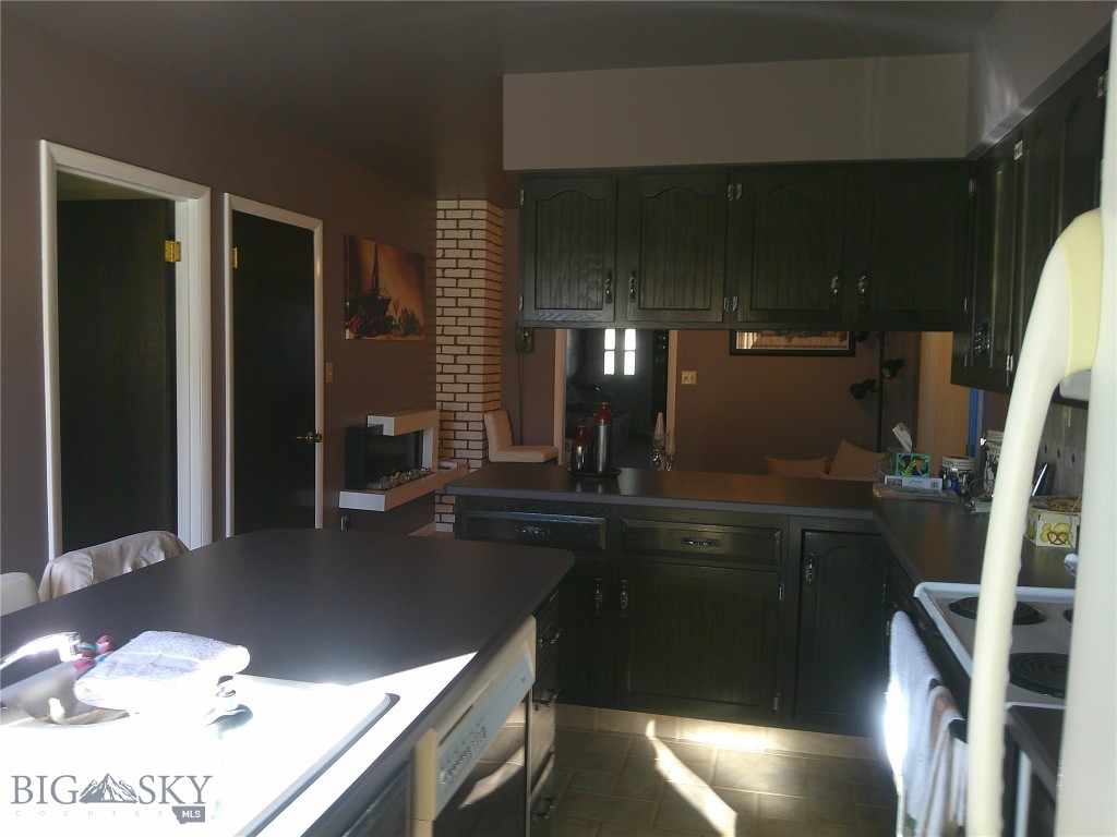 413 Spruce Street Property Photo 10
