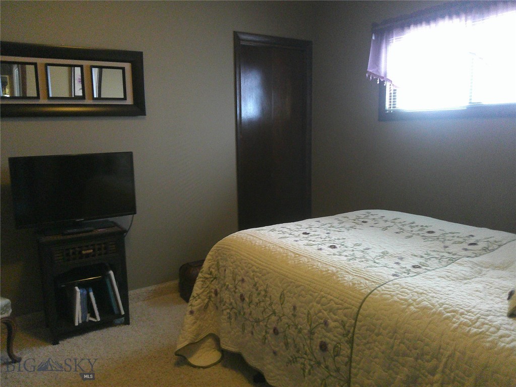 413 Spruce Street Property Photo 16