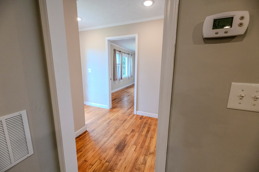11 Chantilly Property Photo 6