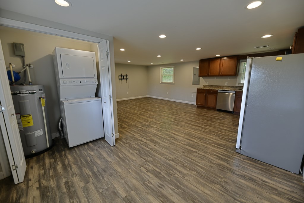 11 Chantilly Property Photo 32