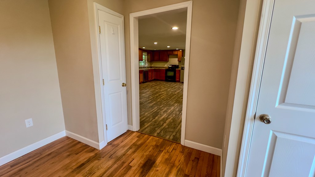 11 Chantilly Property Photo 57