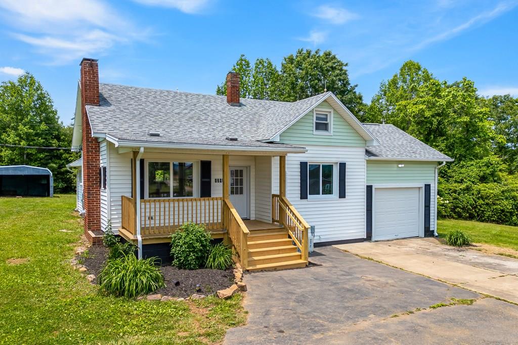 1206 Cardinal Rd. Property Photo 1