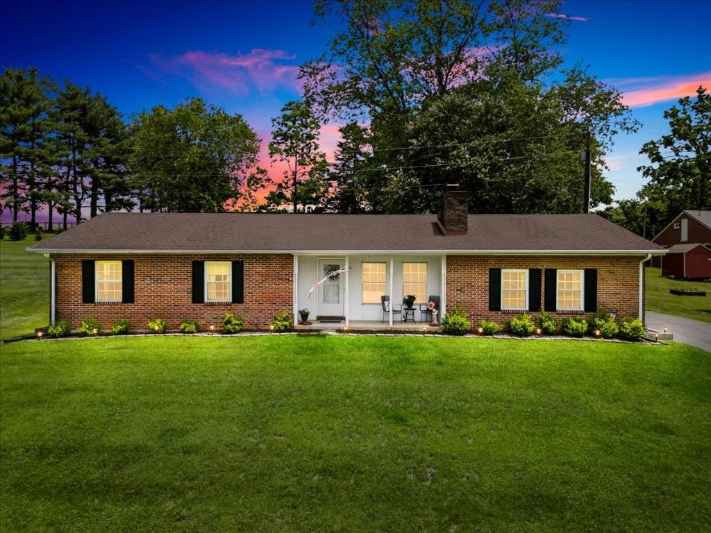 1501 English Forest Road Property Photo 1