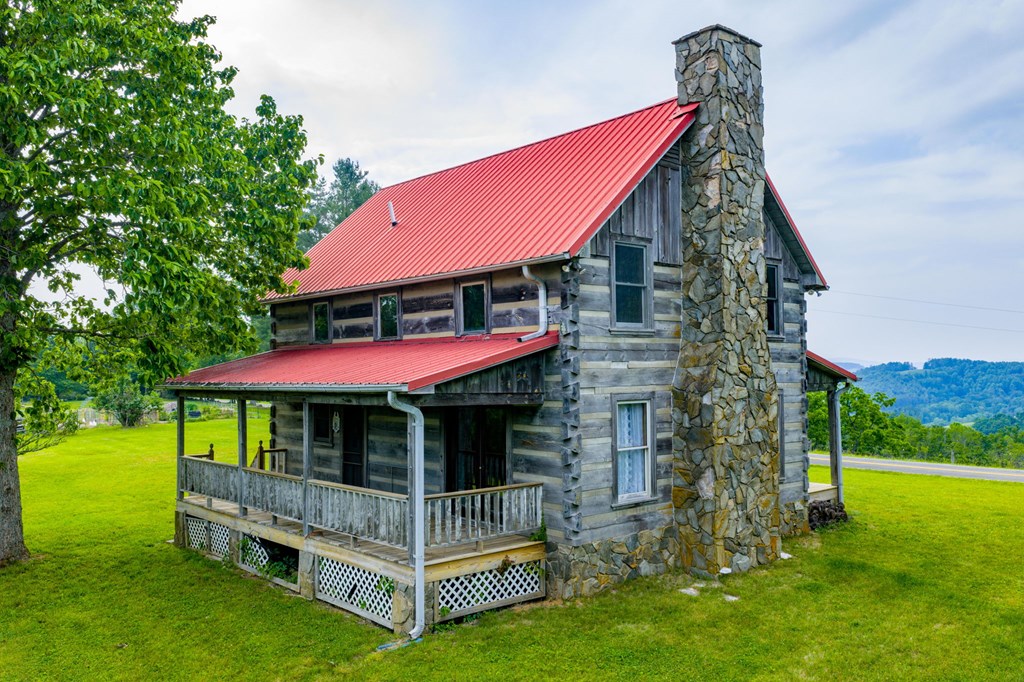 45 Bailey Property Photo 7