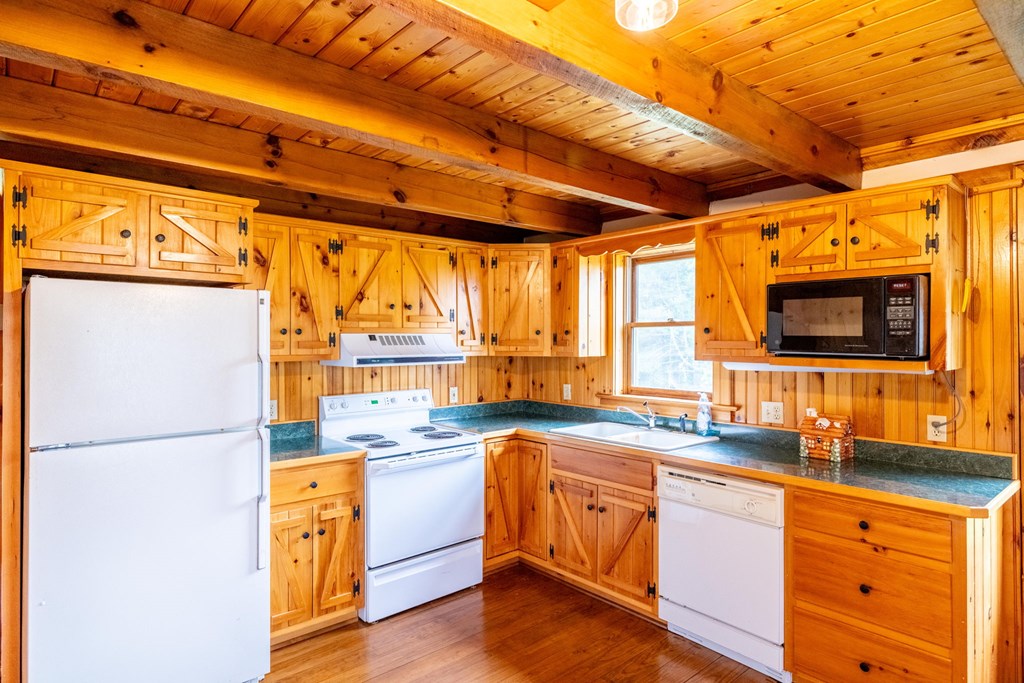 45 Bailey Property Photo 10