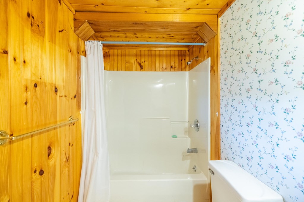 45 Bailey Property Photo 27