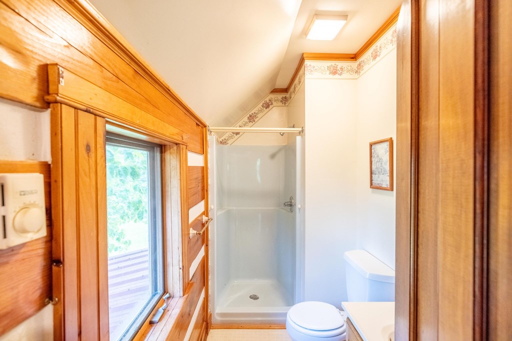 45 Bailey Property Photo 28