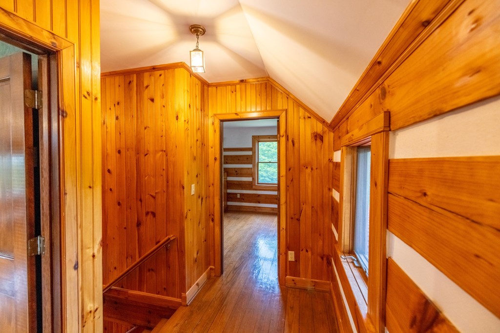 45 Bailey Property Photo 35