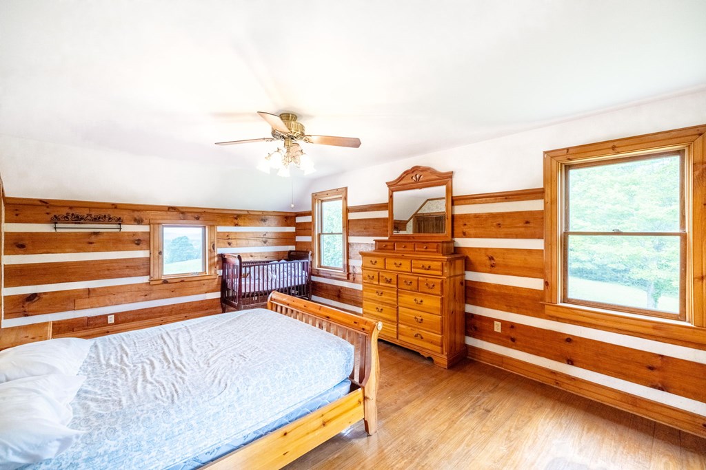 45 Bailey Property Photo 36