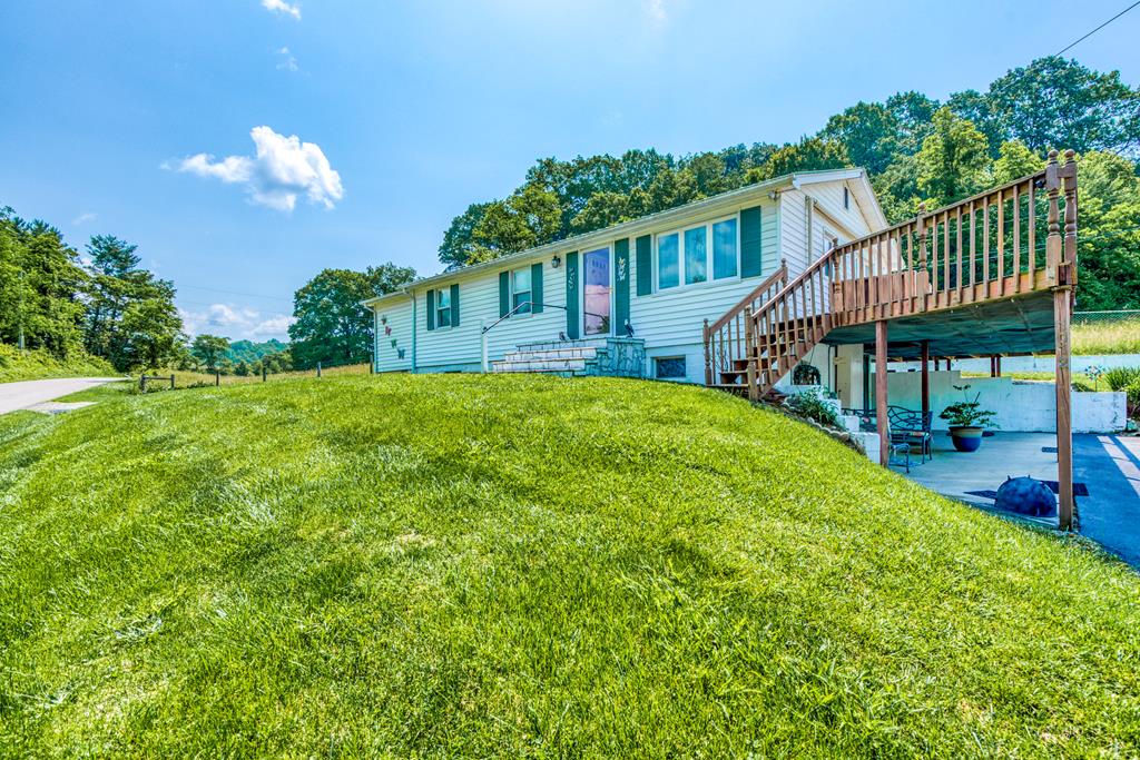 1012 Ridgedale Road Property Photo 1