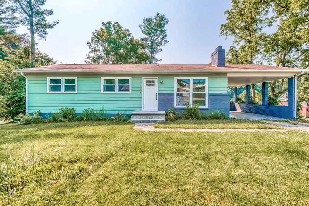 19134 Mercedes Dr Property Photo