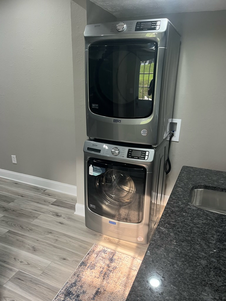 16540 Tazewell Street Property Photo 12