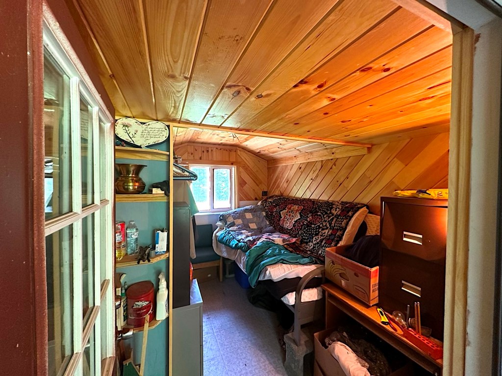 3863 Crockett's Cove Rd. Property Photo 19