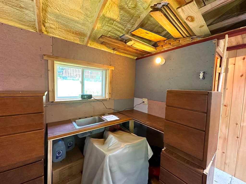 3863 Crockett's Cove Rd. Property Photo 31