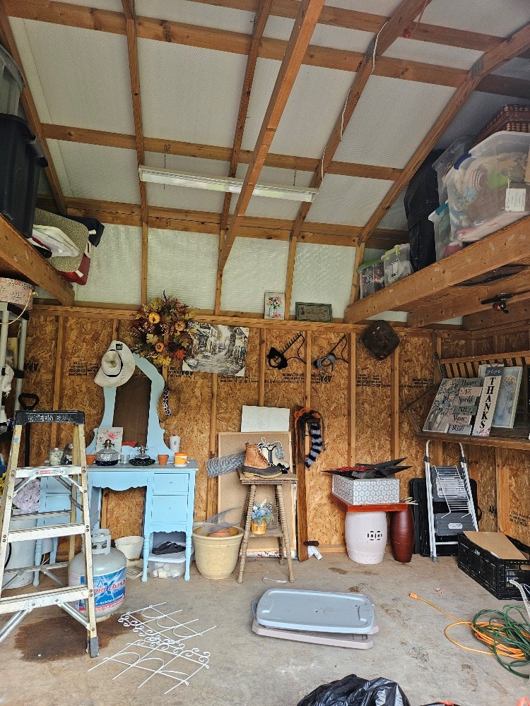 2155 Valley Rd Property Photo 13
