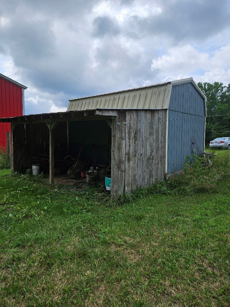 2155 Valley Rd Property Photo 14