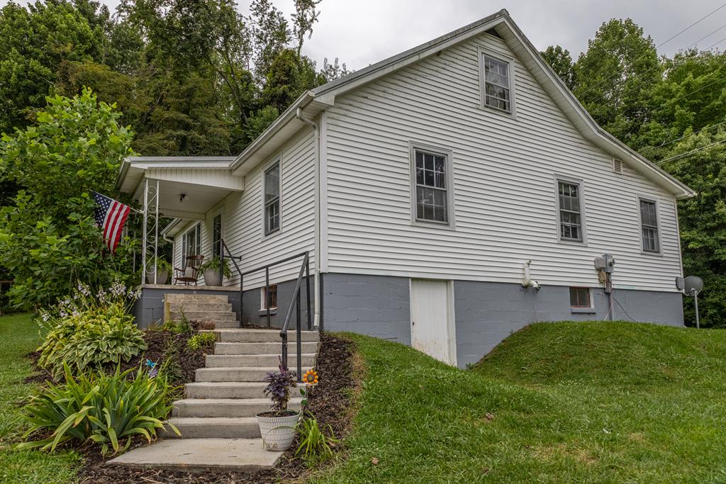 26417 Old Saltworks Road Property Photo 1