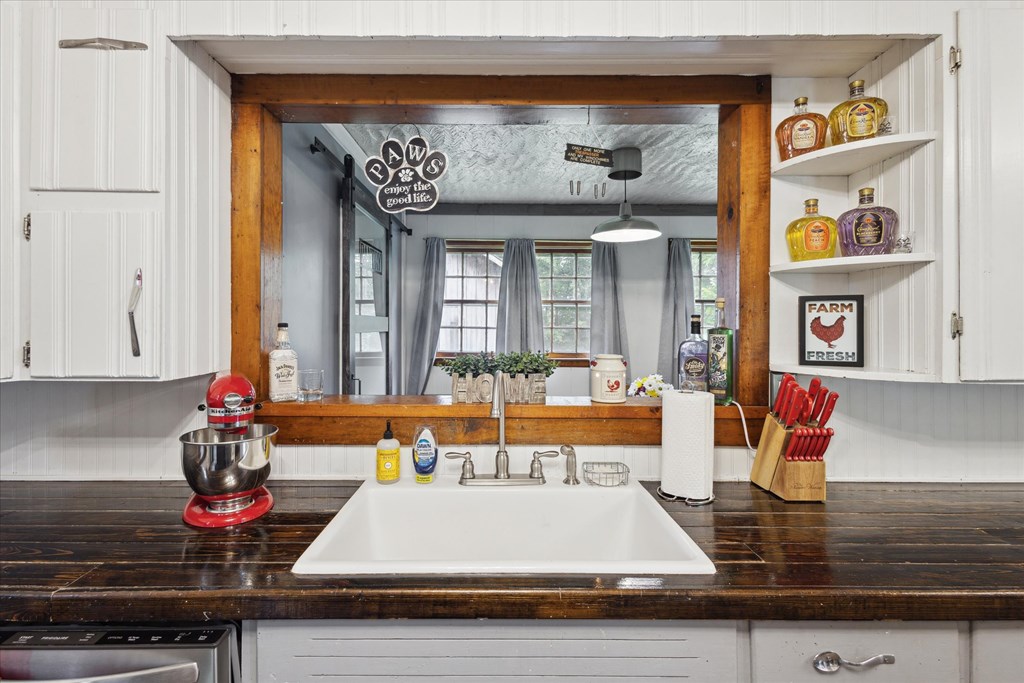 26417 Old Saltworks Road Property Photo 9