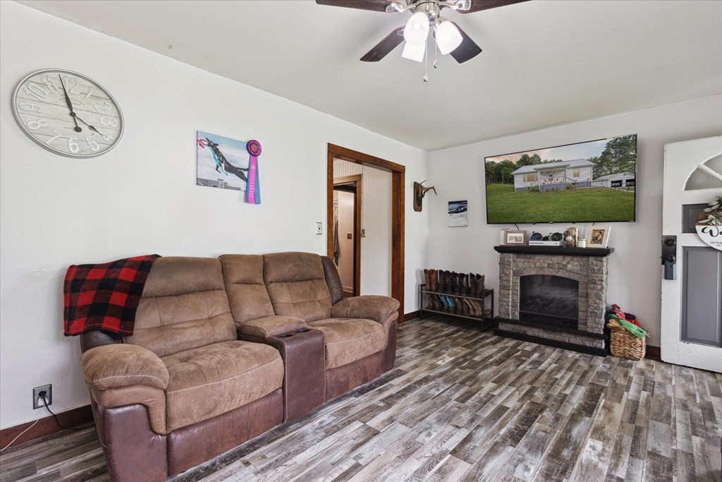 26417 Old Saltworks Road Property Photo 14