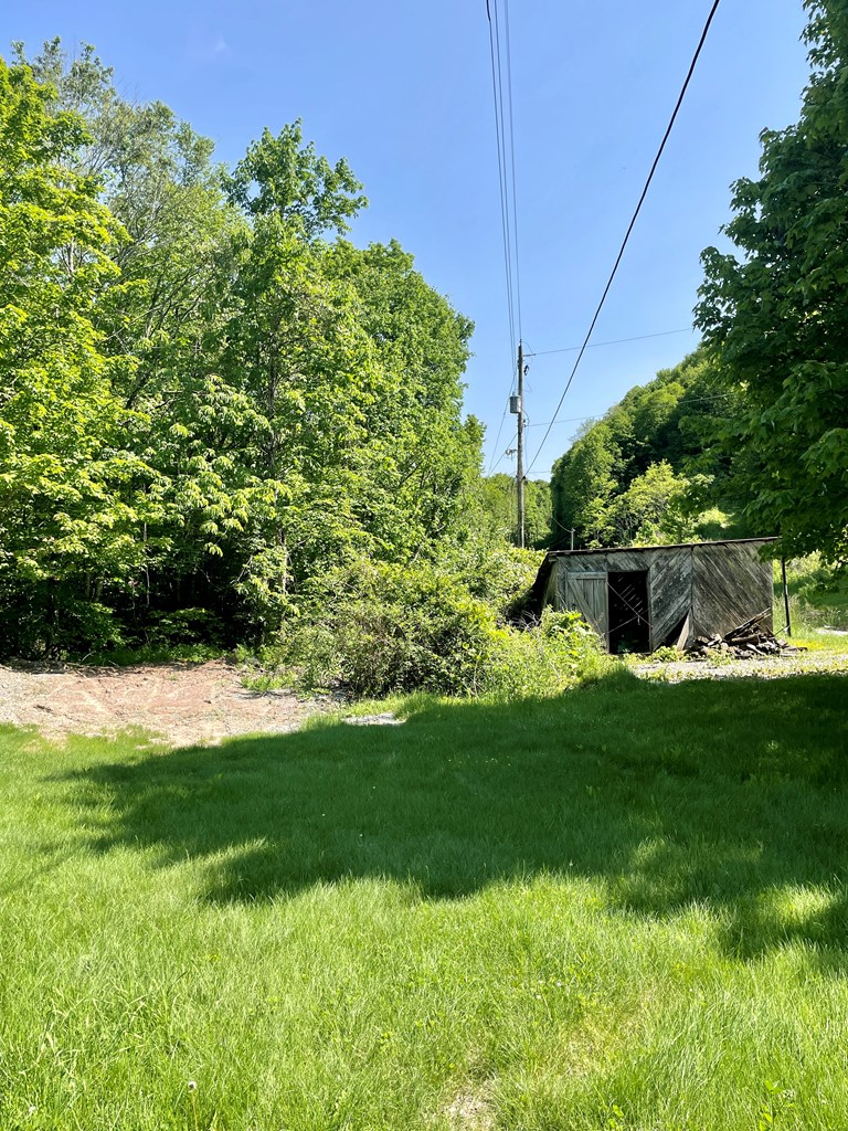 836 Helton Creek Ln Property Photo 28