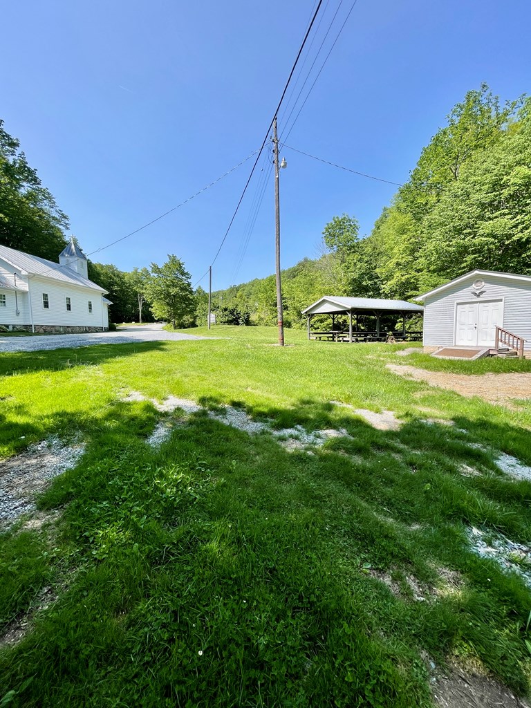 836 Helton Creek Ln Property Photo 30