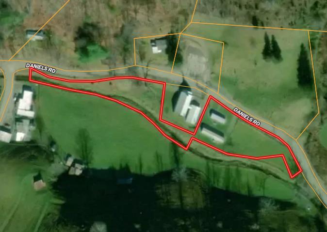 204 Daniels Road Property Photo 1