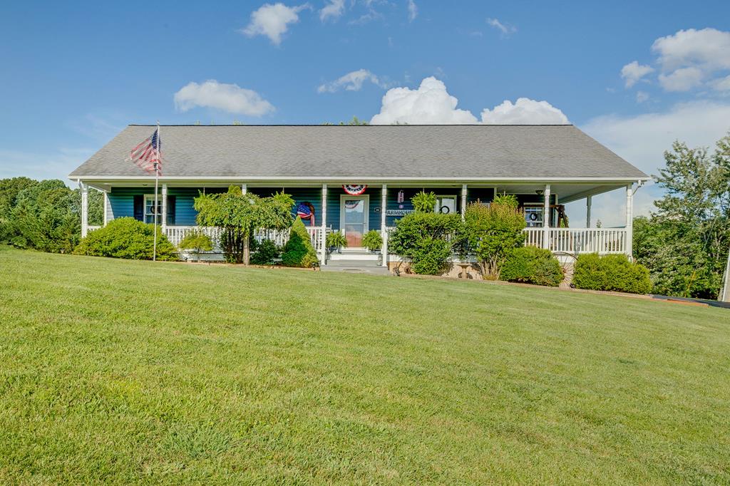 150 Granville Meadow Dr. Property Photo 1