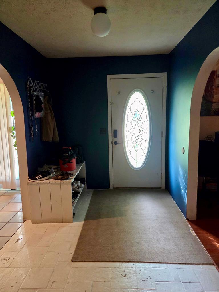 695 Thru Dr. Property Photo 7