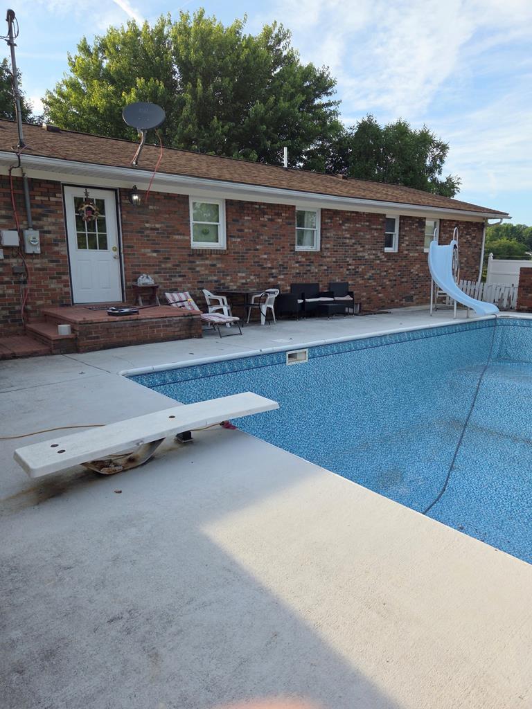 695 Thru Dr. Property Photo 15