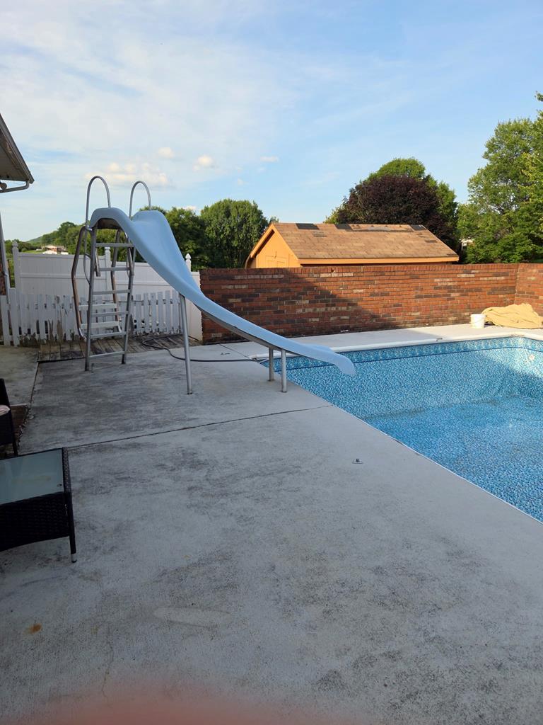 695 Thru Dr. Property Photo 17