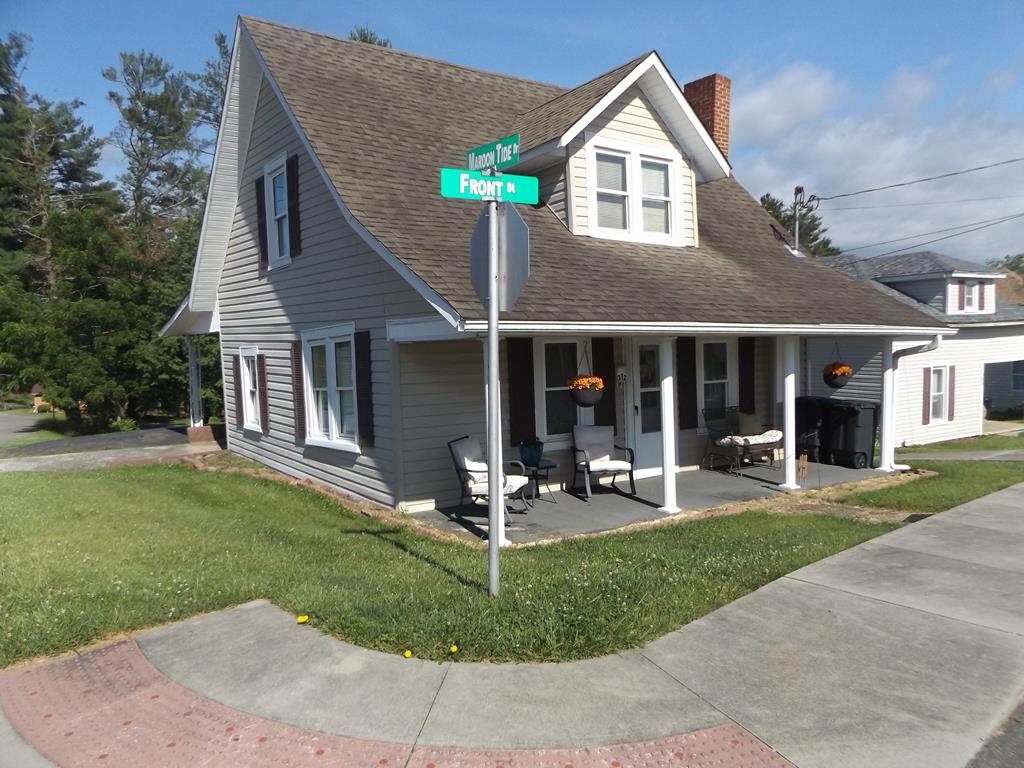 312 Front St. Property Photo